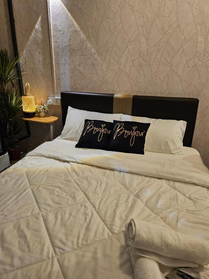 Hotel Le Melur à George Town Extérieur photo